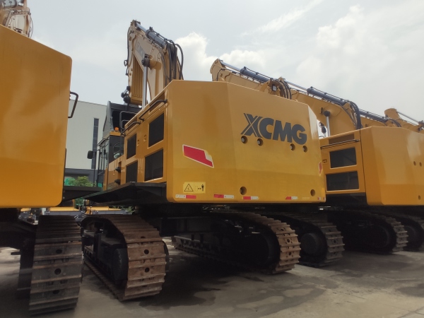 徐工XE950GA履帶式挖掘機(jī)