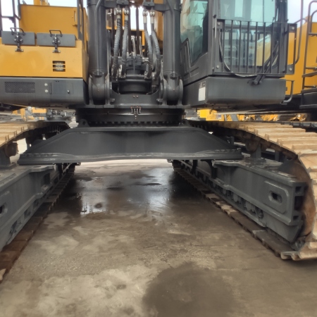 徐工XE950GA履带式挖掘机