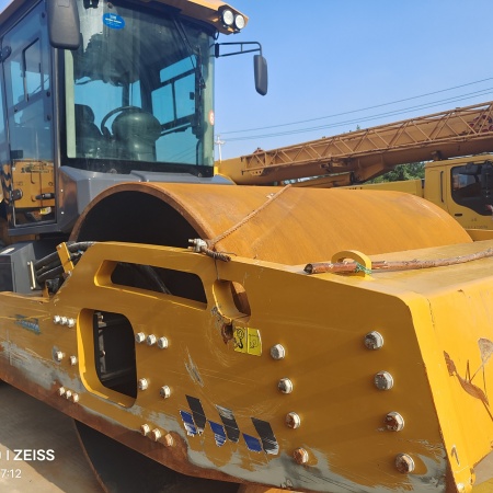 徐工XS265H单钢轮压路机