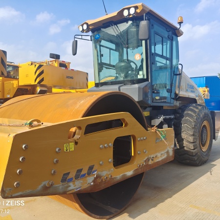 徐工XS265H单钢轮压路机