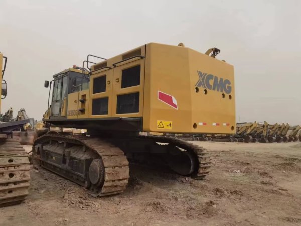 徐工XE950GA履帶式挖掘機(jī)