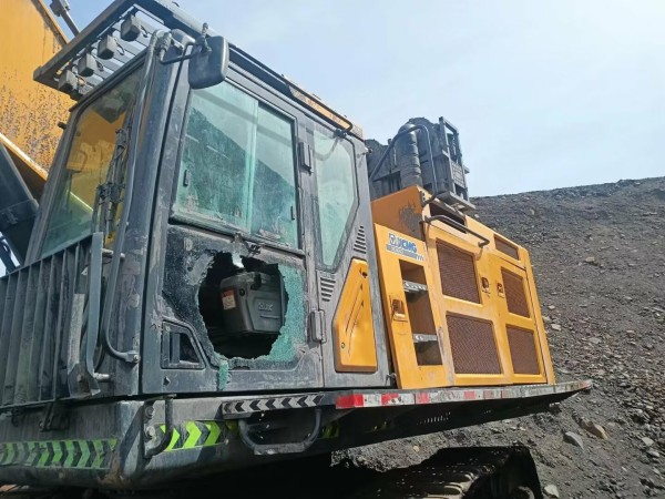 徐工XE800D履帶式挖掘機