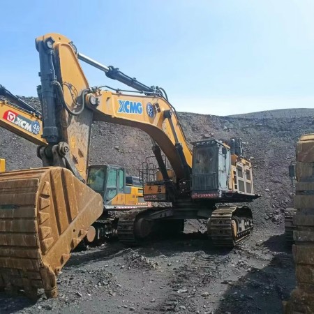 徐工XE800D履带式挖掘机