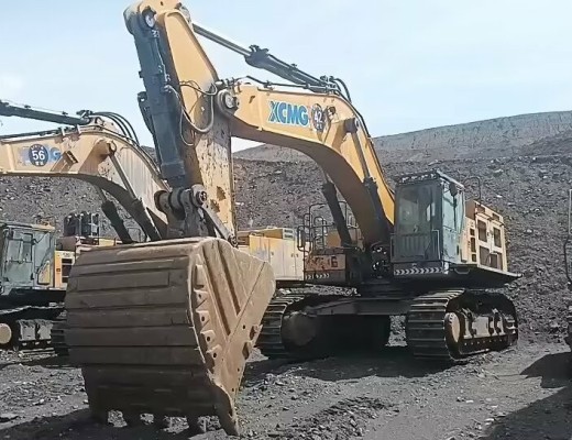 徐工XE800D履带式挖掘机