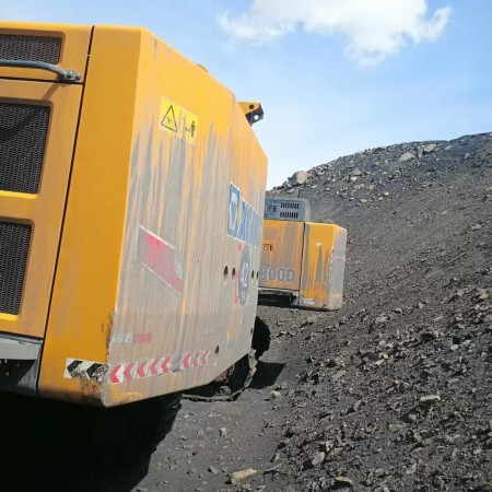 徐工XE800D履带式挖掘机