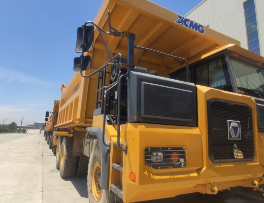 徐工XDR90T宽体车