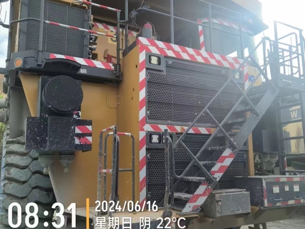 徐工XDE130寬體車