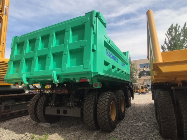 徐工XDR80TE寬體車