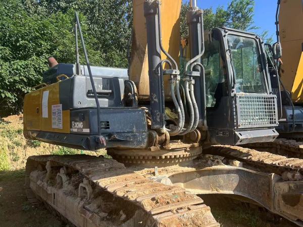 徐工XE520DK履带式挖掘机