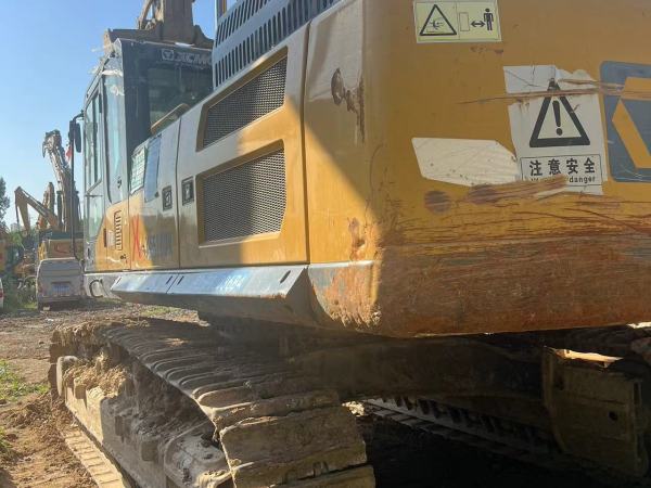 徐工XE520DK履带式挖掘机