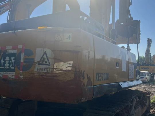 徐工XE520DK履带式挖掘机