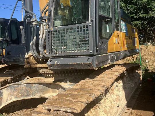 徐工XE520DK履带式挖掘机