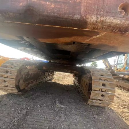 徐工XE900D履带式挖掘机