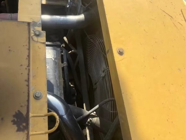 徐工XE900D履帶式挖掘機