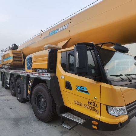 徐工XCA200L8全地面起重机