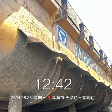 徐工XDM80宽体车