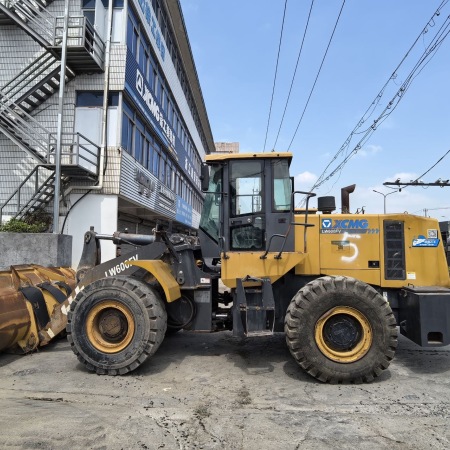 徐工LW600FV轮式装载机