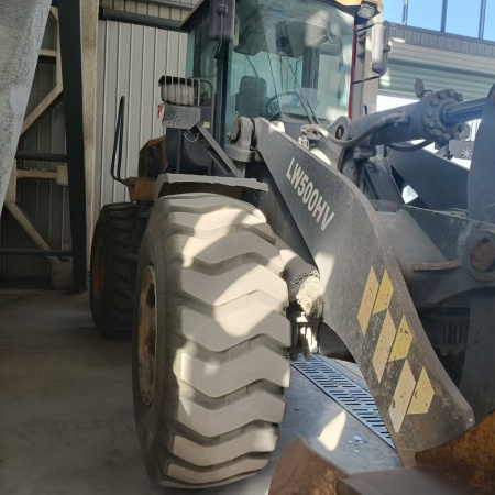 徐工LW500HV轮式装载机