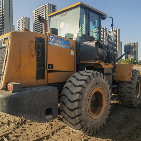 徐工LW500FV轮式装载机