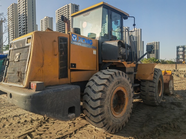 徐工LW500FV輪式裝載機(jī)