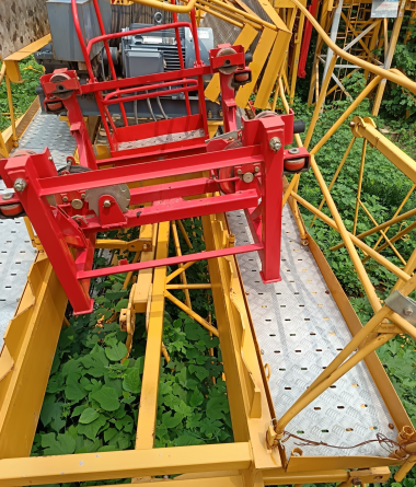 徐工XGT6015A-8S塔式起重機(jī)