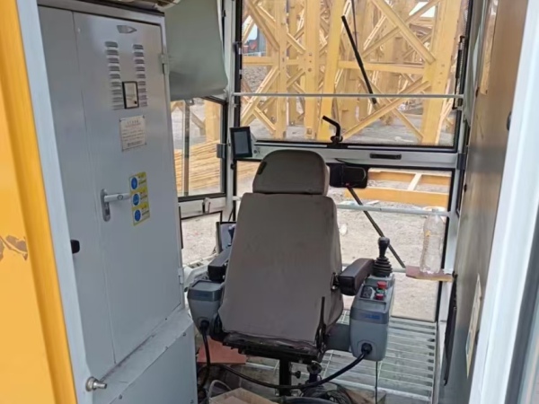 徐工XGT6015A-8S塔式起重機(jī)