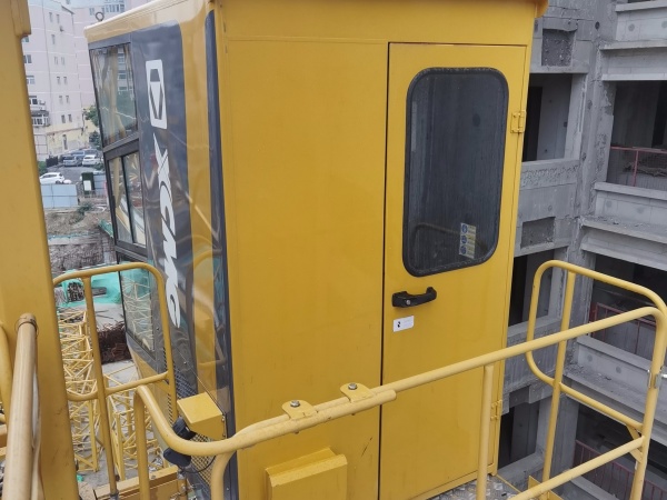 徐工XGT6015A-8S塔式起重機(jī)