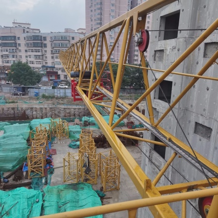 徐工XGT6015A-8S塔式起重机