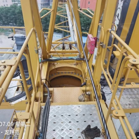 徐工XGT6015A-8S塔式起重机