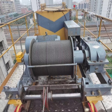 徐工XGT6015A-8S塔式起重机