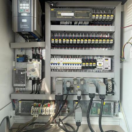 徐工XGT6015A-8S塔式起重机