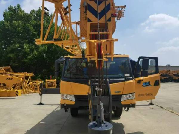 徐工QY50K5D-1汽車起重機(jī)