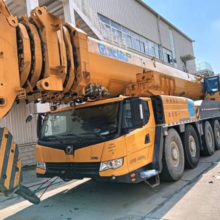 徐工XCA500全地面起重机