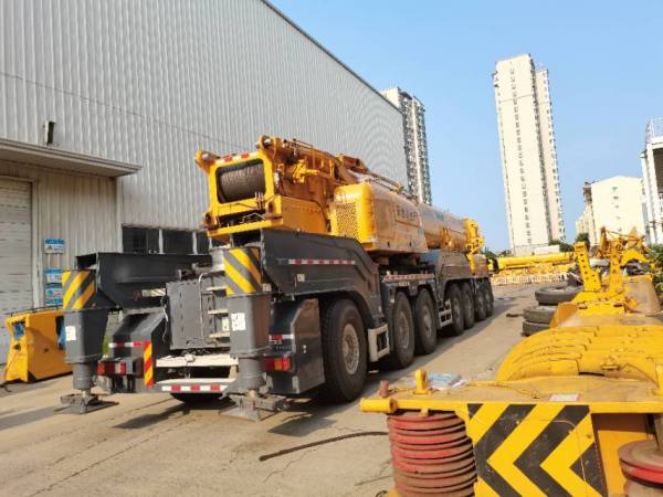 徐工XCA500全地面起重機(jī)