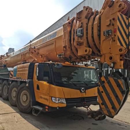 徐工XCA500全地面起重机