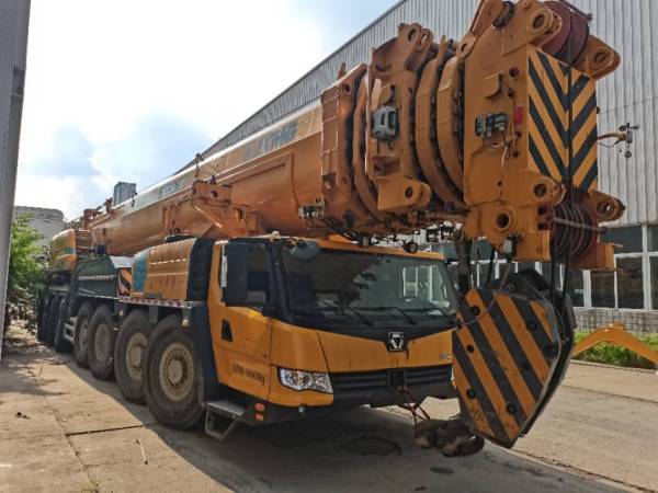 徐工XCA500全地面起重機(jī)