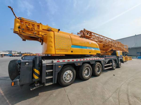 徐工XCT110汽車起重機(jī)