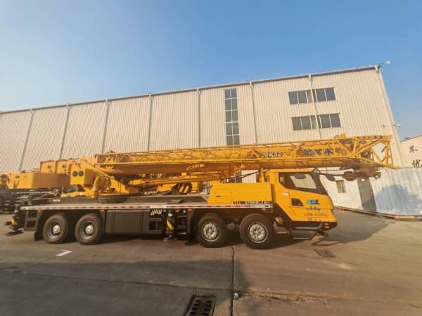 徐工QY50K5D-2汽車起重機(jī)