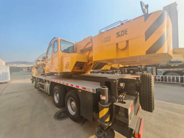 徐工QY50K5D-2汽車起重機(jī)