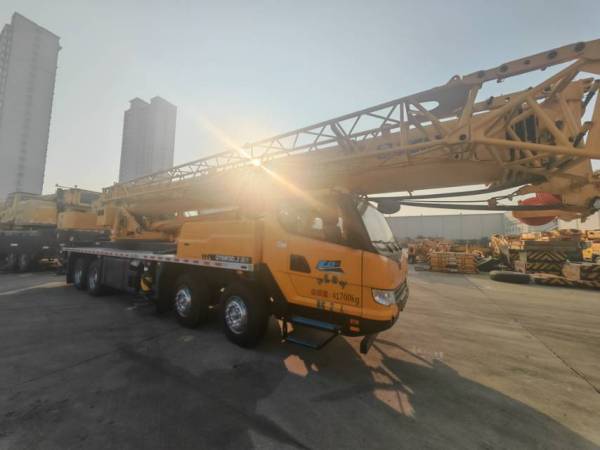 徐工QY50K5D-2汽車起重機(jī)