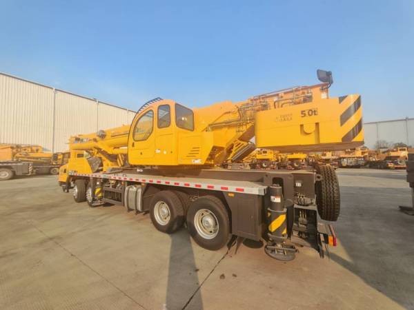 徐工QY50K5D-2汽車起重機(jī)