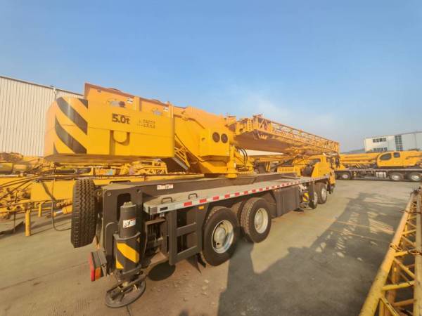 徐工QY50K5D-2汽車起重機(jī)