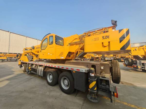 徐工QY50K5D-2汽車起重機(jī)