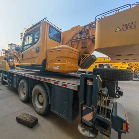 徐工QY25K5C-1汽车起重机