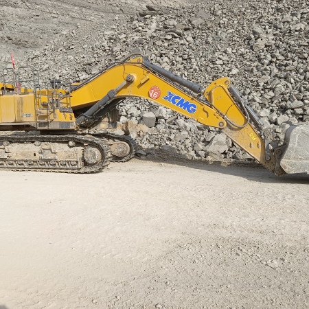 徐工XE800D履带式挖掘机