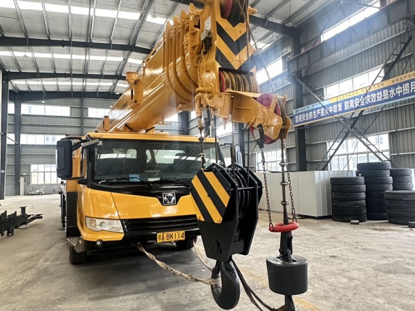 徐工QY50KA汽車起重機