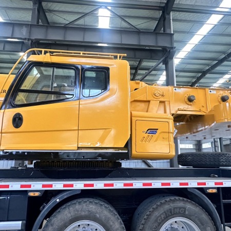 徐工QY50KA汽车起重机