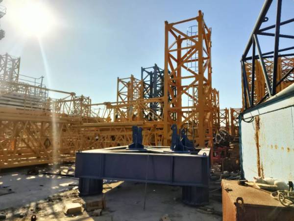 徐工XGT7527-18S塔式起重机