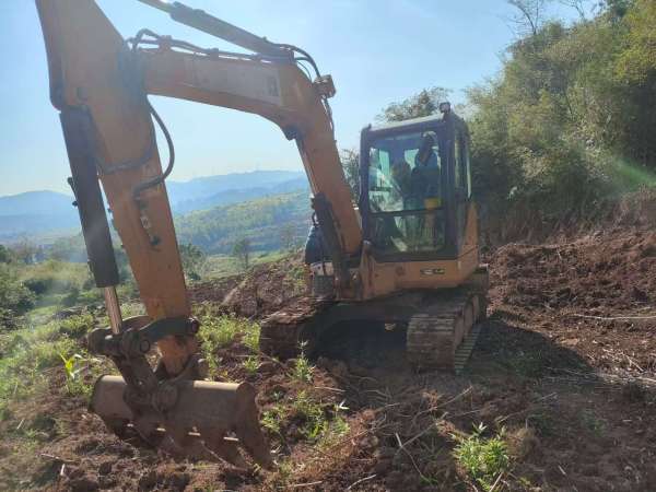 徐工XE55DA履带式挖掘机