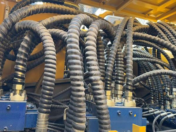 徐工XR280D旋挖鉆機(jī)